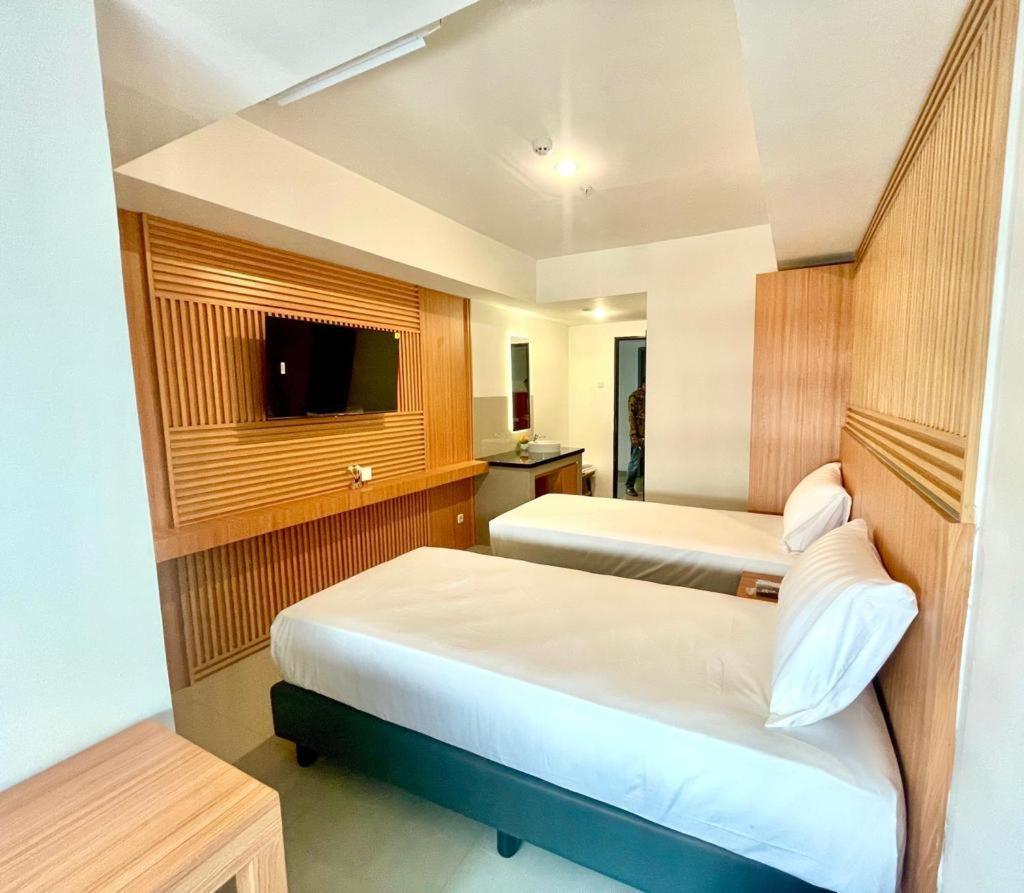 Nemuru Hotel Ciputat Pondokcabe Hilir Exterior foto